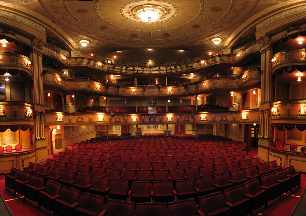How to find cheap theatre tickets