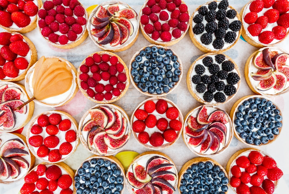 Lots of different flavours of fruit tart