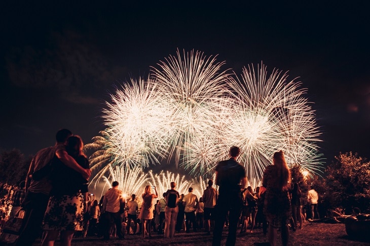 How to make money from Firework Night