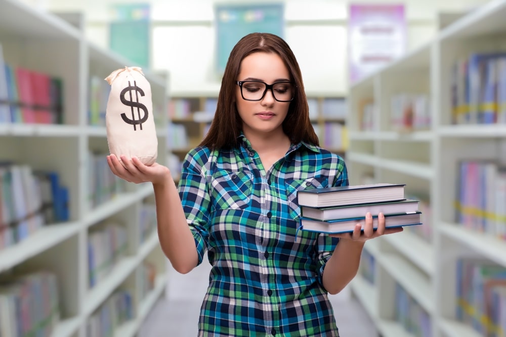 Student buying books