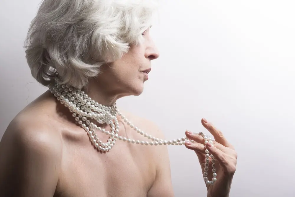 Elderly female life model