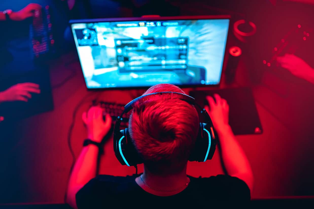 How can you make money as a video gamer?