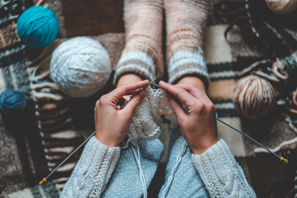 cheap hobbies knitting