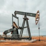 How and Where to Buy Oil Stocks in the UK 2026
